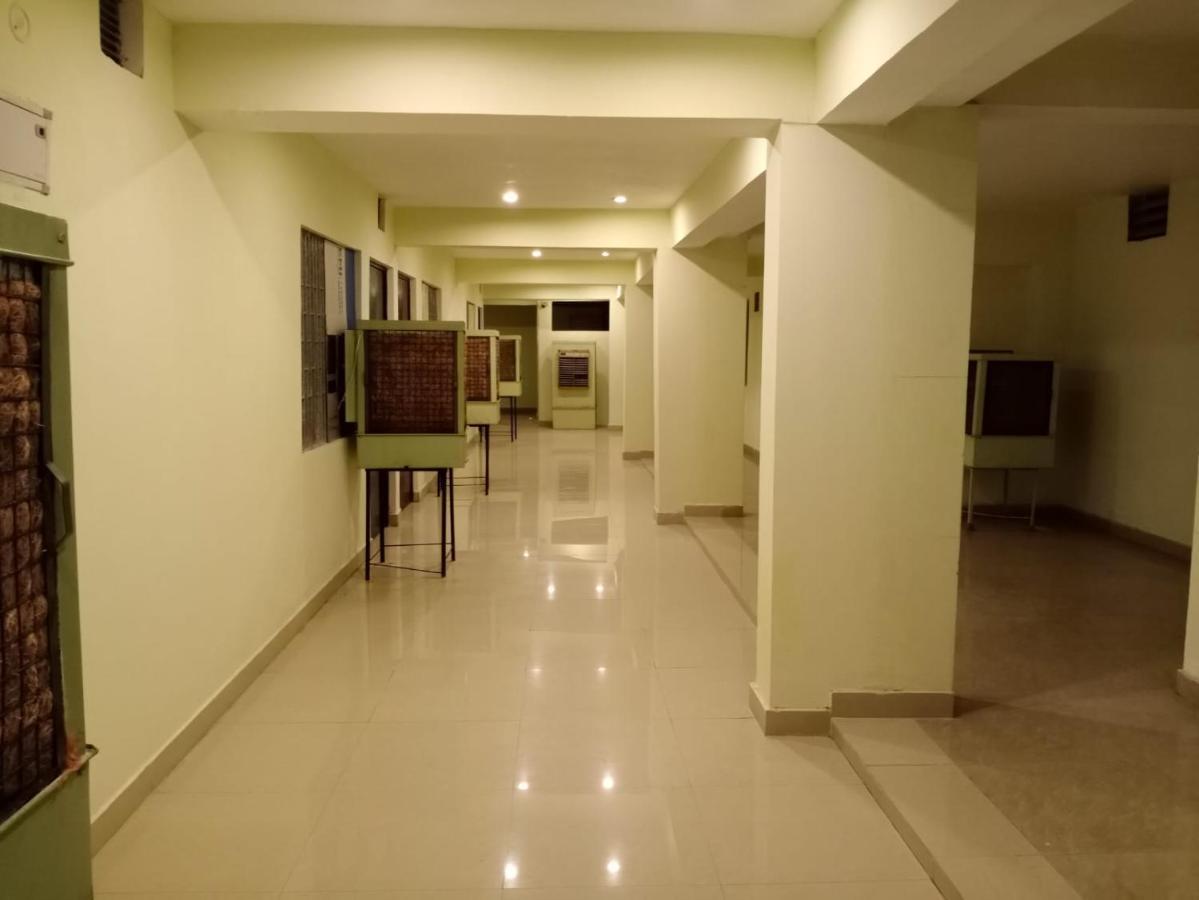 S S Hotel And Restaurant By Wb Economy Jaunpur Exterior foto